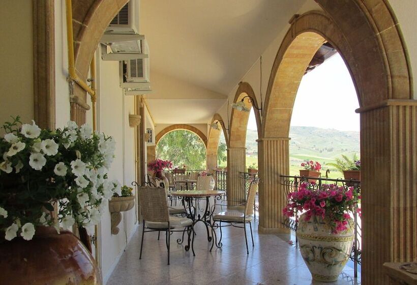 Agriturismo Reggia Saracena