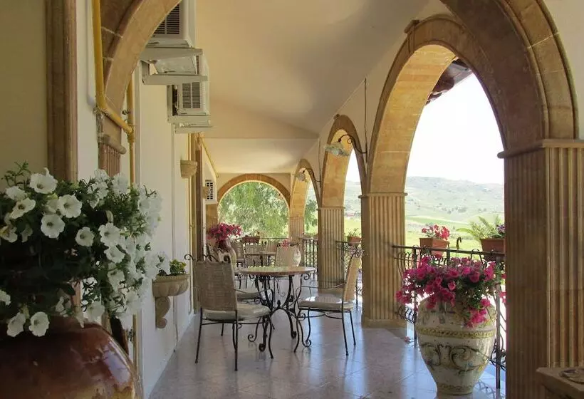 Agriturismo Reggia Saracena