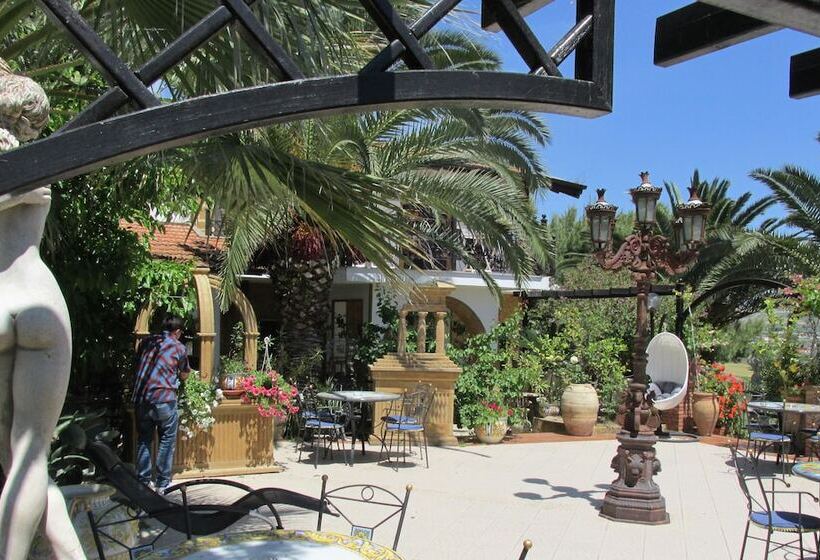 Agriturismo Reggia Saracena