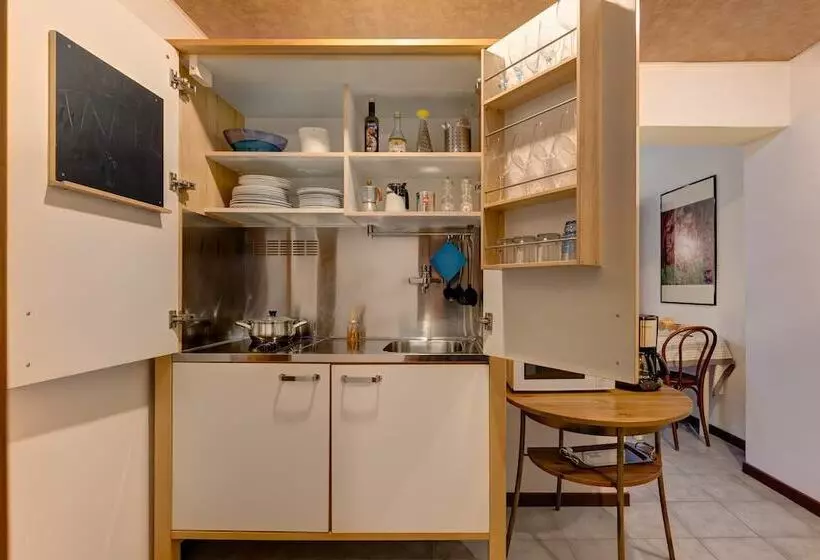 هاستل San Samuele