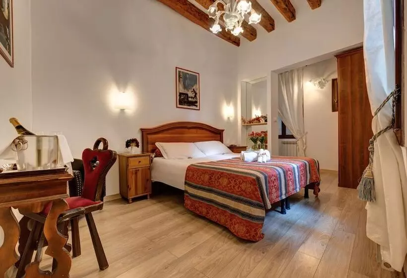 هاستل San Samuele