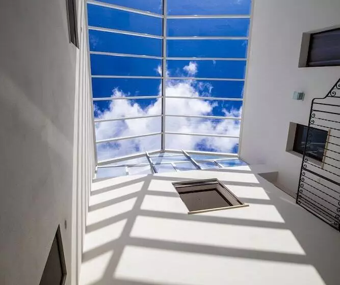 تختخواب و صبحانه Casatrapani