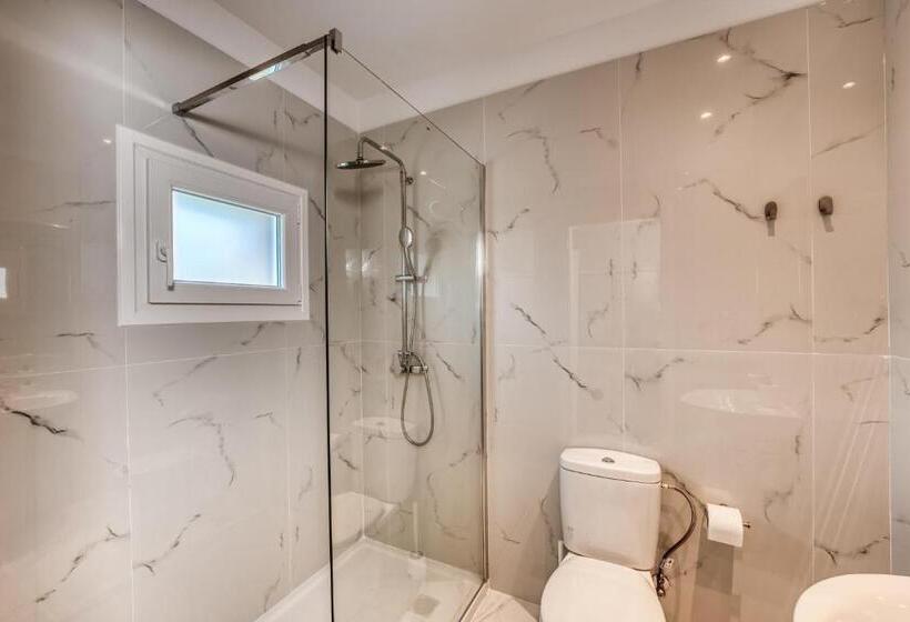 Folies Corfu Town Hotel Apartments