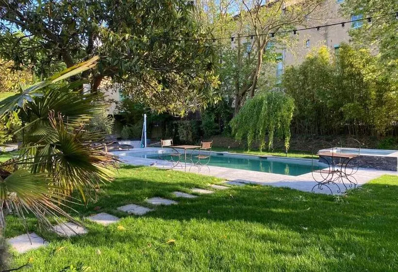פונדק Demeure Saint Louis Historic Manor, City 700m, Parking, Wifi, Electrical Terminal