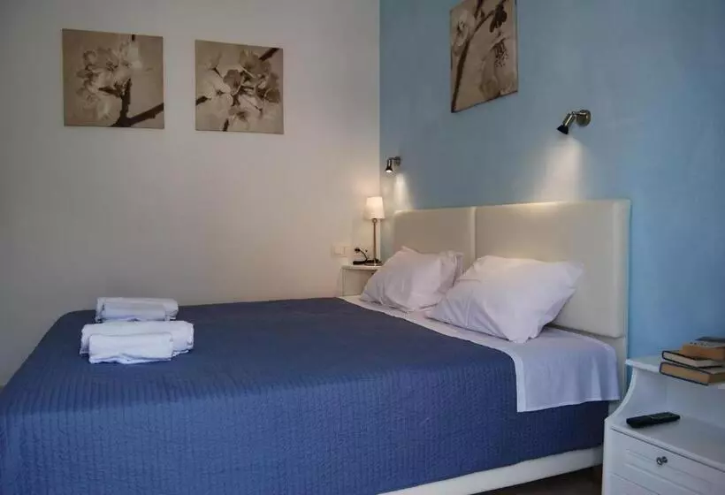 هتل Aretousa Villas