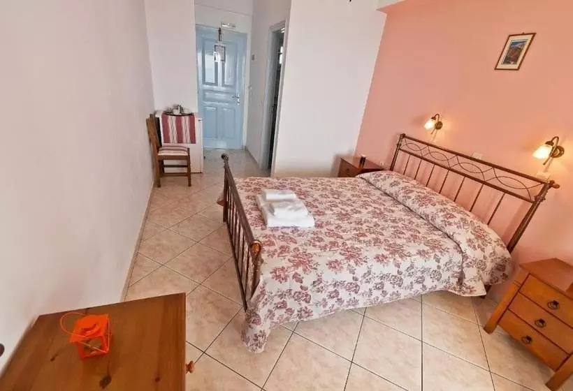 فندق Artemis Village