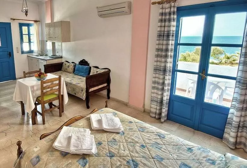 فندق Artemis Village