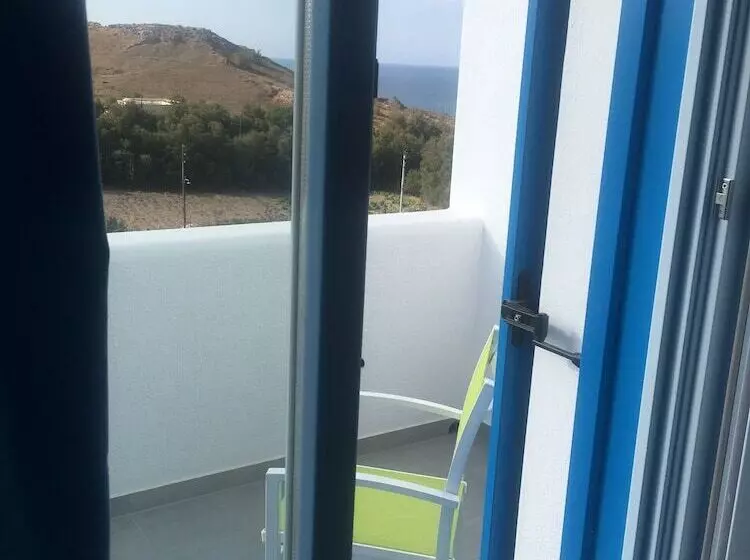 فندق Artemis Village