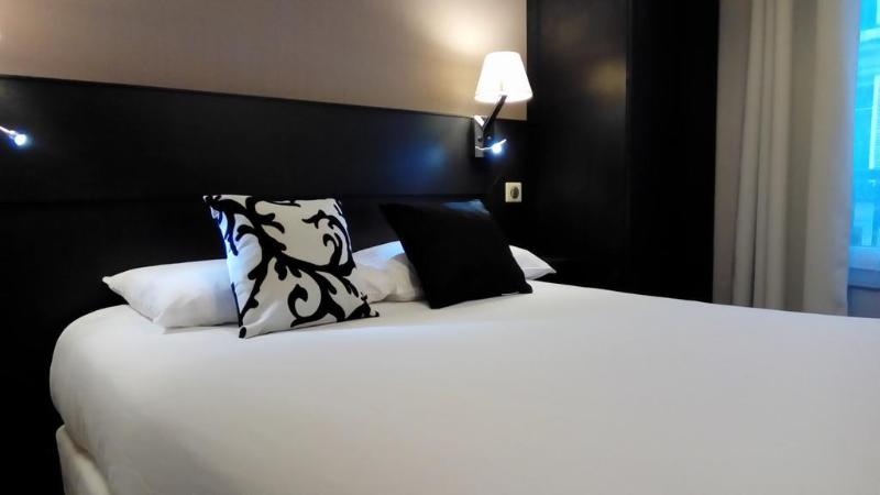 هتل Bonsejour Montmartre