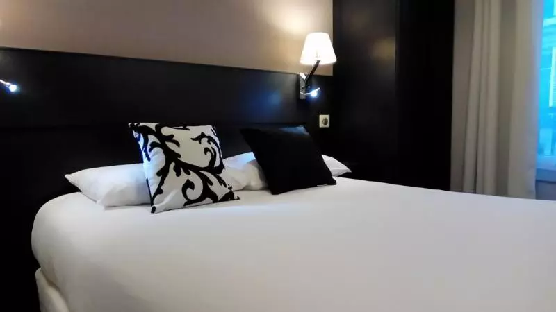 هتل Bonsejour Montmartre