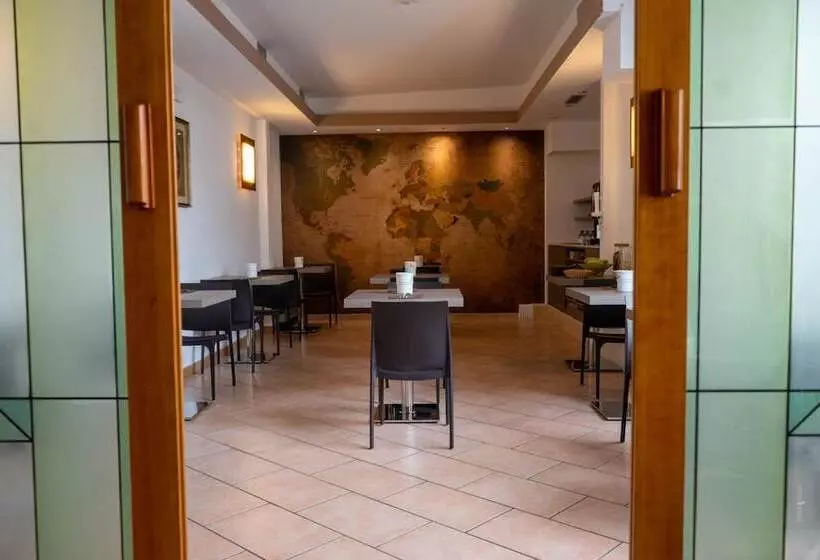 هتل Garni Villa Fontana