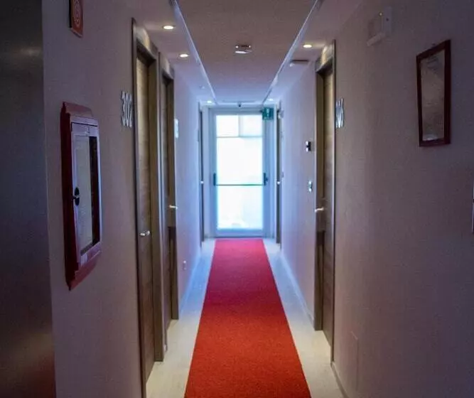 هتل Garni Villa Fontana