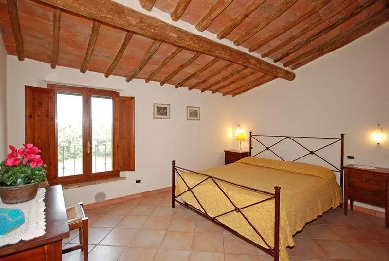 田舎風ホテル Tana De Lepri