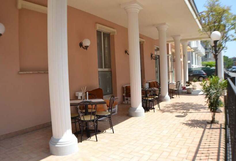 هتل Villa Caterina