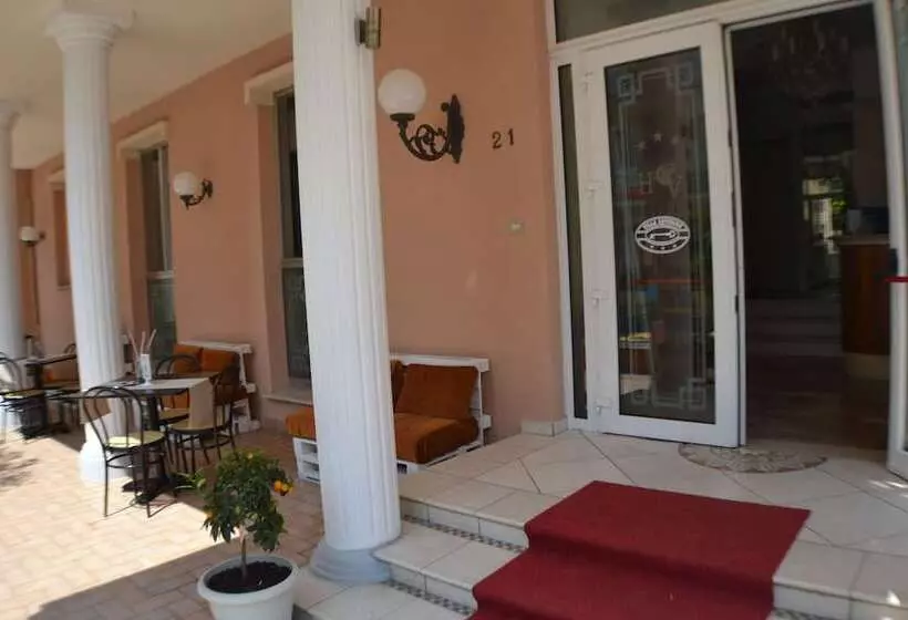 هتل Villa Caterina