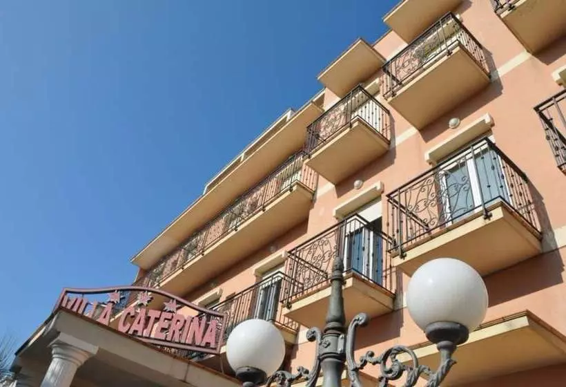 هتل Villa Caterina