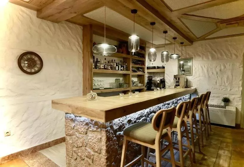 Hotel Xenonas Iresioni