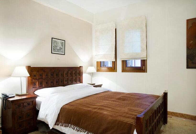 Hotel Xenonas Iresioni