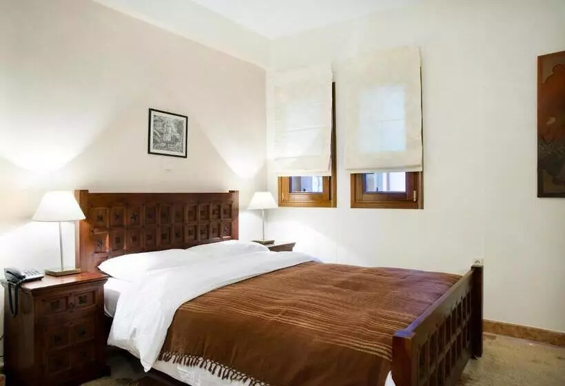 Hotel Xenonas Iresioni