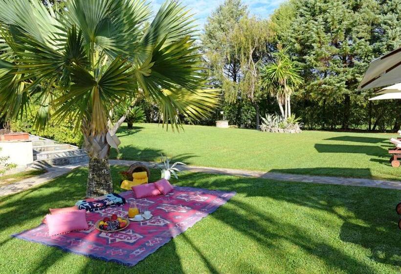 Isabella Country House