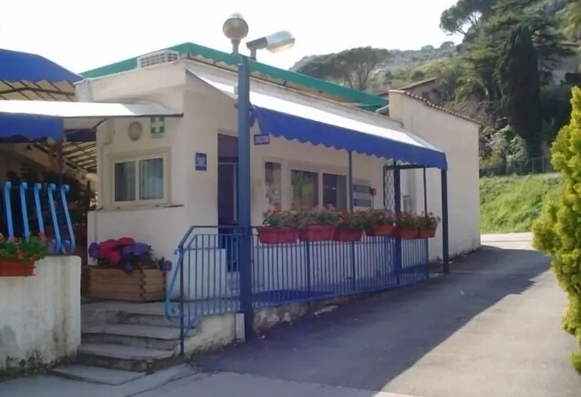 استراحتگاه Le Palme Village