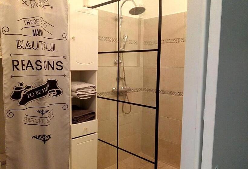 Bed and Breakfast A L Escale