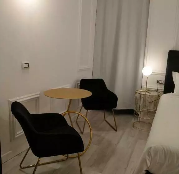 تختخواب و صبحانه Bresciantica