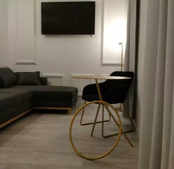 تختخواب و صبحانه Bresciantica