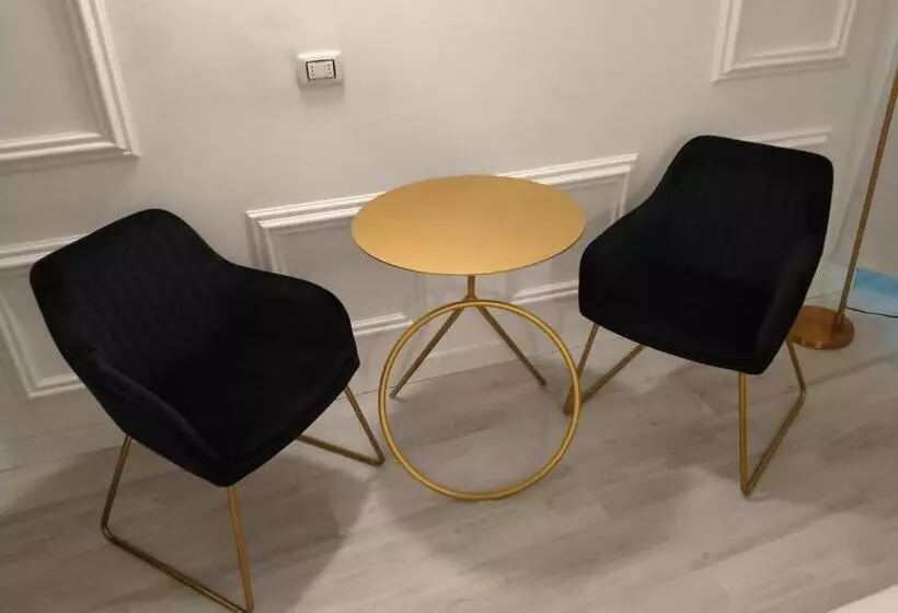 تختخواب و صبحانه Bresciantica