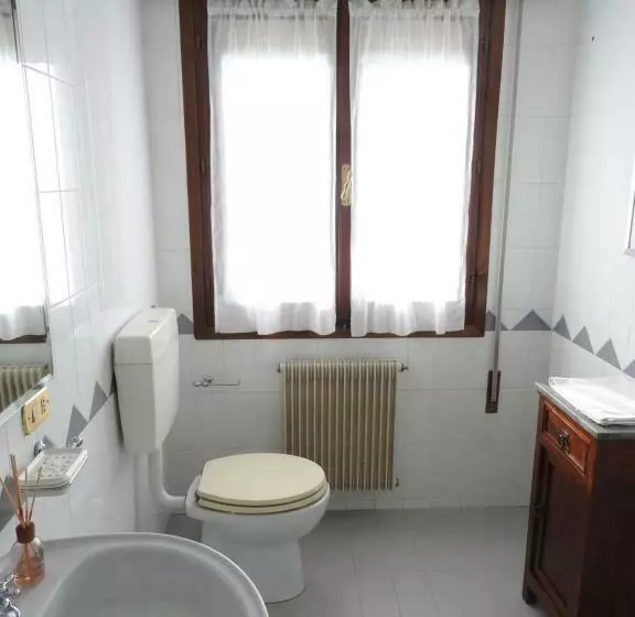 Aamiaismajoitus (B&B) Villa Venezia