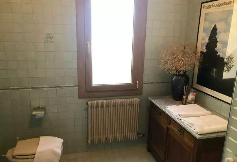 Aamiaismajoitus (B&B) Villa Venezia