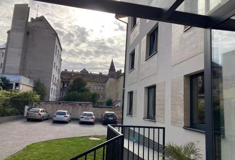 H11 Downtown Apartments