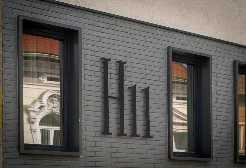 H11 Downtown Apartments