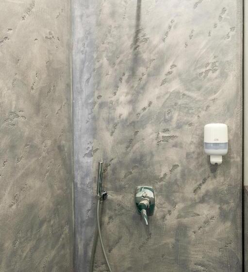 H11 Downtown Apartments