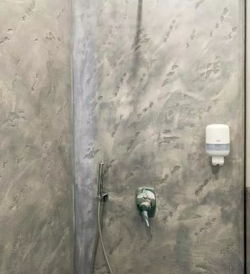 H11 Downtown Apartments