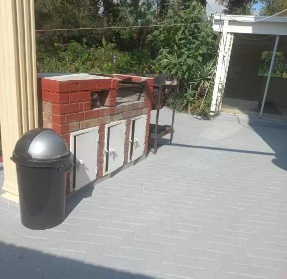 پانسیون 26 Zea Avenue Arcon Park Guest House