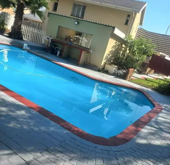 پانسیون 26 Zea Avenue Arcon Park Guest House