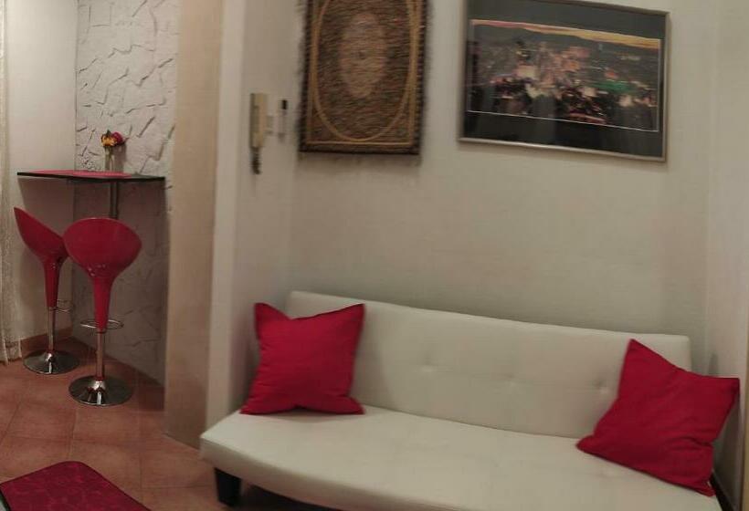 پانسیون Casetta Di Myra