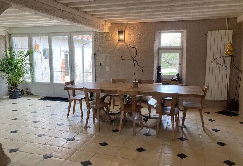 بنسيون Le Clos Des Châteaux