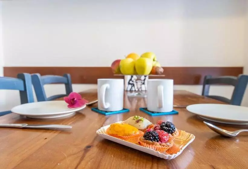پانسیون Milano Guest House