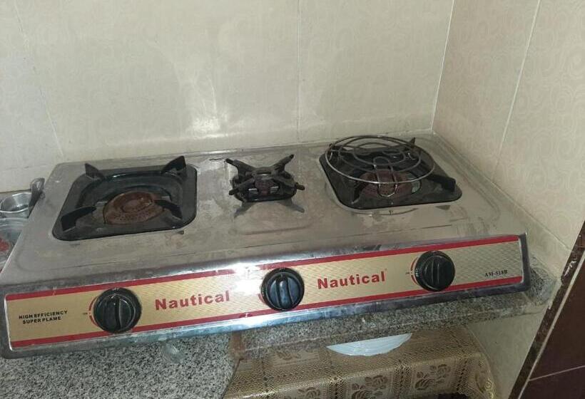 پانسیون Ra Guest House