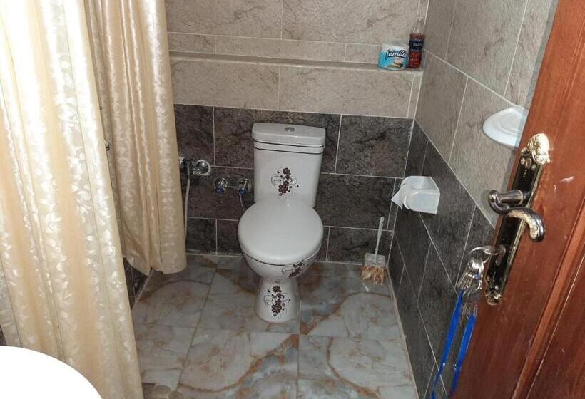 پانسیون Ra Guest House