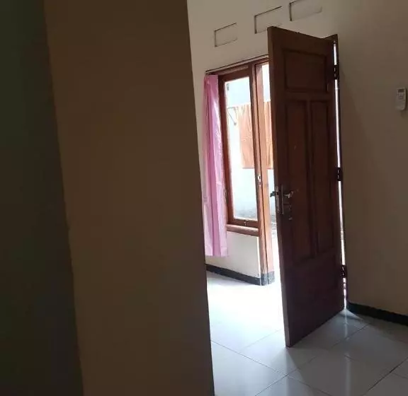 Majatalo Selaras Kost Syariah