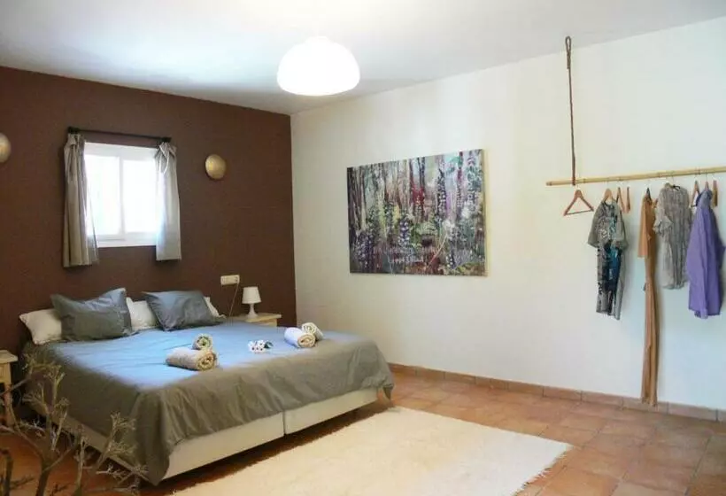 Aamiaismajoitus (B&B) Vegan Guesthouse Finca Pereila