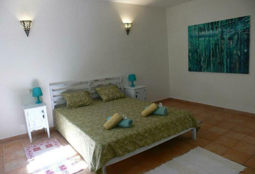 צימר Vegan Guesthouse Finca Pereila