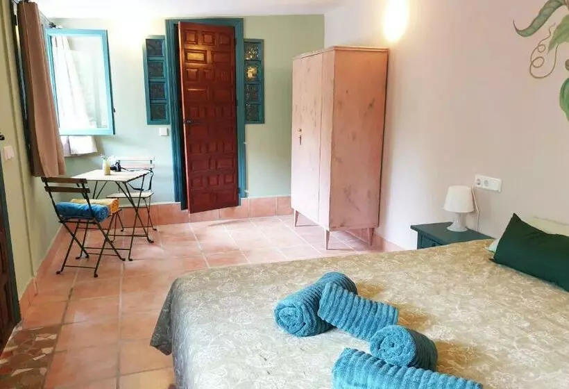Aamiaismajoitus (B&B) Vegan Guesthouse Finca Pereila