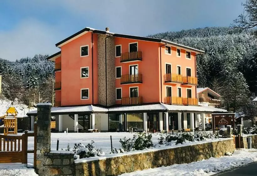 Arvo Residence Sila Lorica