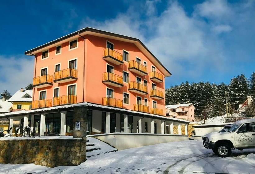 Arvo Residence Sila Lorica