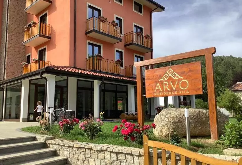 Arvo Residence Sila Lorica