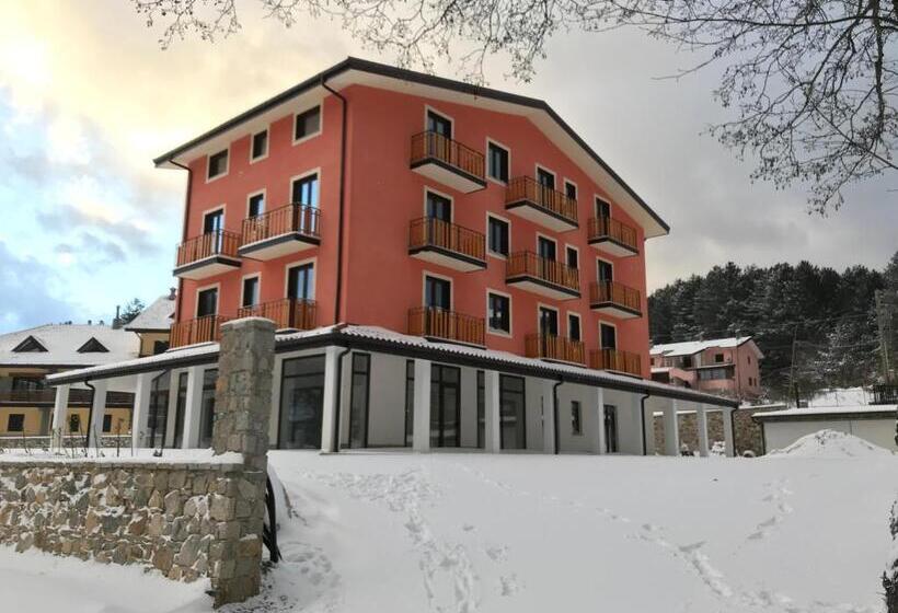 Arvo Residence Sila Lorica